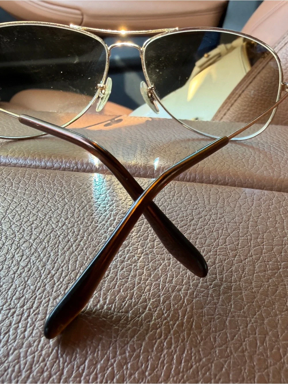 Ray-Ban Gold Aviator Sunglasses with Brown Gradient Lenses